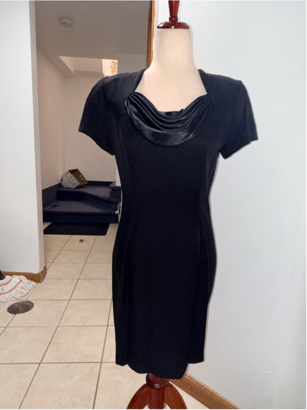 Vintage Taurus black cocktail dress size 4 USA red union label - Picture 2 of 14